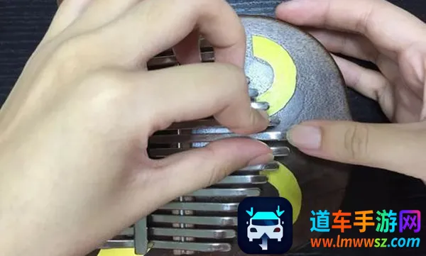 卡林巴拇指琴调音器(拇指琴调音软件) 卡林巴拇指琴调音器(拇指琴调音软件)